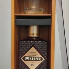 終盤品　IWハーパー　12年　記念グラス付き