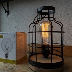 40w　アイアン製 テーブルランプ　インテリア　LEDファラメント付き　E26の画像