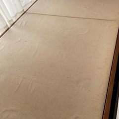 シングルベッドとマットレスのセットの画像