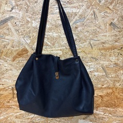 大容量 ハンドバッグの画像