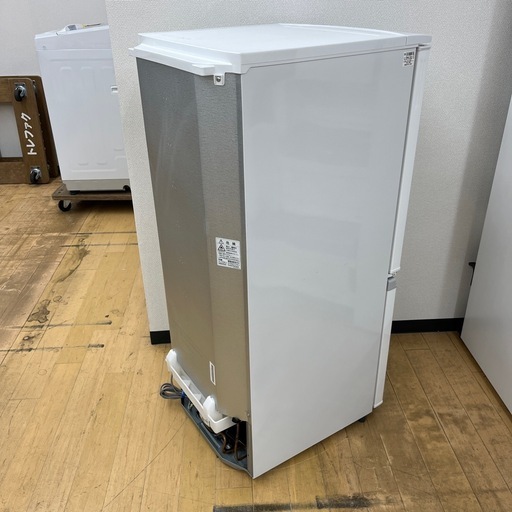 SHARP シャープ ノンフロン冷凍冷蔵庫 SJ-14E5-KW 2018年製 定格内容積137L 2ドア キッチン家電 冷蔵庫 のご紹介です！