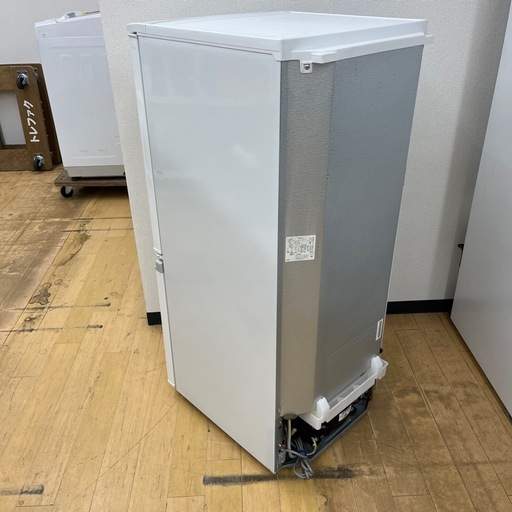 SHARP シャープ ノンフロン冷凍冷蔵庫 SJ-14E5-KW 2018年製 定格内容積137L 2ドア キッチン家電 冷蔵庫 のご紹介です！