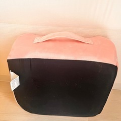 折りたたみ座椅子の画像