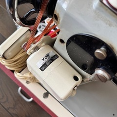 アンティーク　ミシンの画像