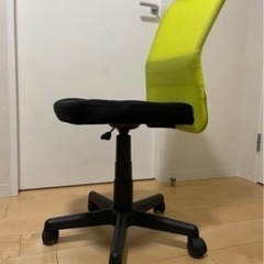 オフィスチェアー2つの画像