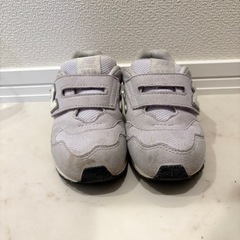 ニューバランス　15の画像