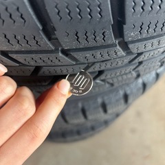 【中古】 スタッドレスタイヤ　4本セット　ホイール付き 185/65R15
の画像