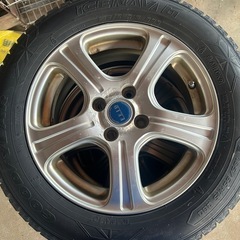 【中古】 スタッドレスタイヤ　4本セット　ホイール付き 185/65R15
の画像