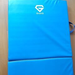 GronG(グロング) トレーニングマット 体操マット 折りたたみ 大判 筋トレ 厚手 180cm×60cm×5cmの画像