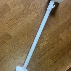 つっぱり棒の画像