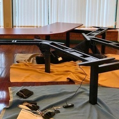 【引き取り限定】電動昇降式デスク/一式3人掛け/美品/北欧風の画像