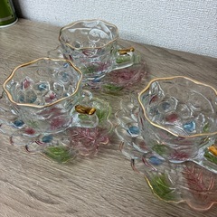 ガラスティーカップ３個セットの画像