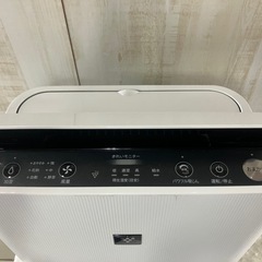 J595⭐️シャープ　2020年製　空気清浄機の画像