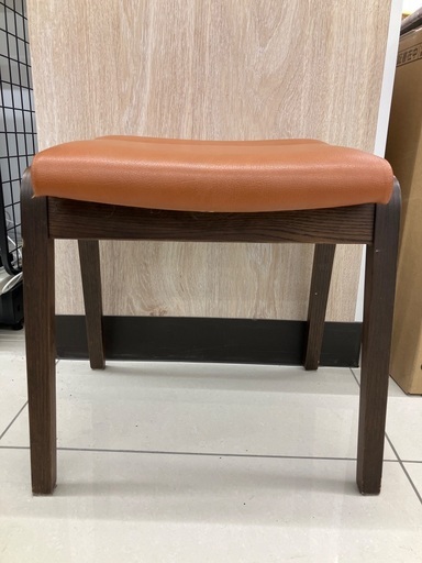 【トレファク足立扇店】karimoku カリモク スツール