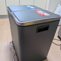 ゴミ箱の画像