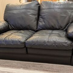 ニトリ 2人掛けワイドソファ中古品 本革の画像