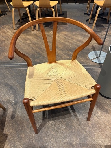 カール・ハンセン & サン　Yチェア（CH24）正規品