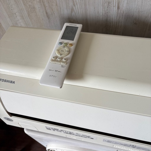 TOSHIBA エアコン RAS-G221E8P 6畳用 2021年