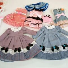 リカちゃん 人形・服・小物セット　ようちえん ミキちゃん＆りくくん　服 ふわモコしろうさぎ バッグ 靴 他　☆ PayPay(ペイペイ)決済可能 ☆ 札幌市 豊平区 平岸 平岸店の画像