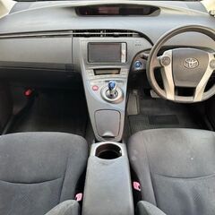 プリウス 車検R8年8月 １８万Km　グレードS　ナビ　TV　Bカメラ　の画像