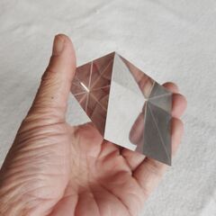 レンズ　プリズムの画像