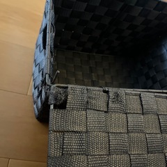 フタ付きボックス（ほつれ、歪み等あり）の画像