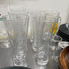 グラスやジョッキの画像