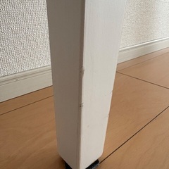 IKEAのテーブルの画像