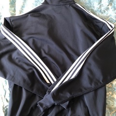 アディダス  ジャージ 黒 上着の画像