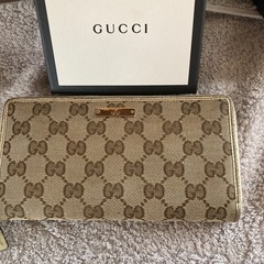 Gucci長財布値下げしましたの画像