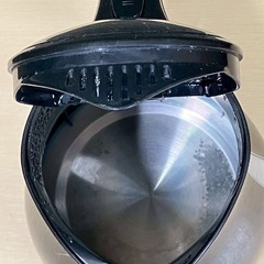 ワンプッシュオープン電気ケトル1.2L  黒ブラック  F-1260　2021  FUJI LIFE  ポットの画像