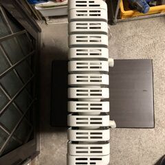 配送可　空気を汚さない暖房器具　デロンギ　DeLonghi オイルヒーター【4～10畳用】　ON/OFFタイマー機能付き TRS1115EFS　動作確認済みの画像