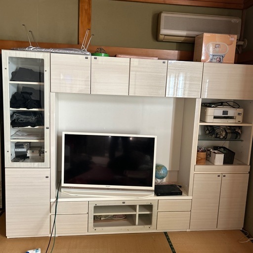 値下げしました。大型テレビ&収納ラック