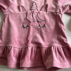 ピンク🦄パジャマ100の画像