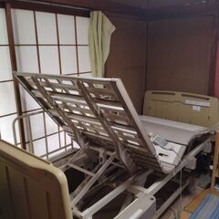 パラマウント介護ベッド　NL3150　3モーターの画像