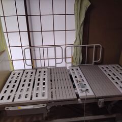 パラマウント介護ベッド　NL3150　3モーターの画像
