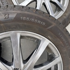 スタッドレスタイヤの画像