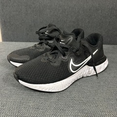 NIKE スニーカー　ランニングシューズ　ないきナイキの画像