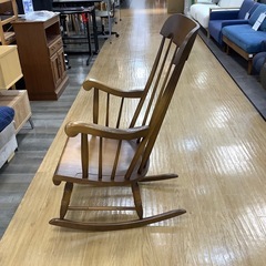 【軽トラ貸し出し無料！配送可！】飛騨産業　ロッキングチェアー　入荷しました！の画像