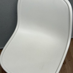 ホワイトダイニングチェアの画像