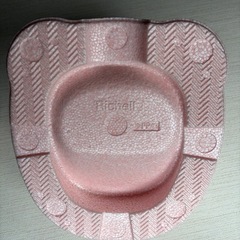 リッチェル　ひんやりしないバスチェアの画像