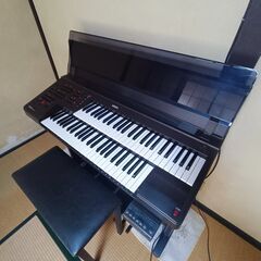 ヤマハのエレクトーンの画像
