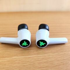 レイザー ゲーミングワイヤレスイヤホン RZ12-03820300 Hammerhead HyperSpeed for PlayStation5 ヘッドセット RAZER 札幌 北20条店の画像