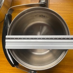 両手鍋とヤカンセットの画像