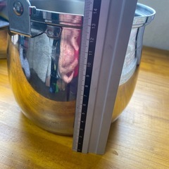 両手鍋とヤカンセットの画像