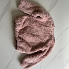 ピンクふわふわ服の画像