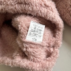 ピンクふわふわ服の画像