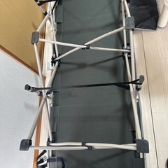 折りたたみベッド(キャンプ用)の画像