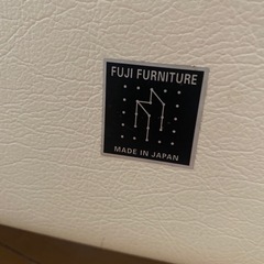 ダイニングチェア　駒付きの画像