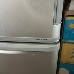 シャープ冷蔵庫
の画像